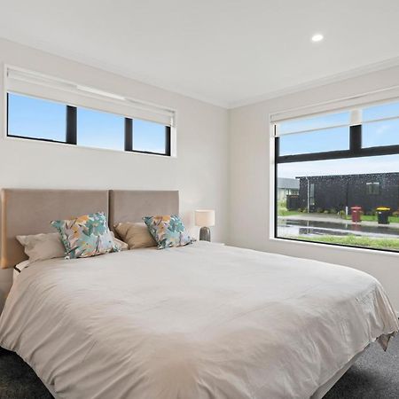 Pride Of Pinot - Martinborough Holiday Home Exterior foto